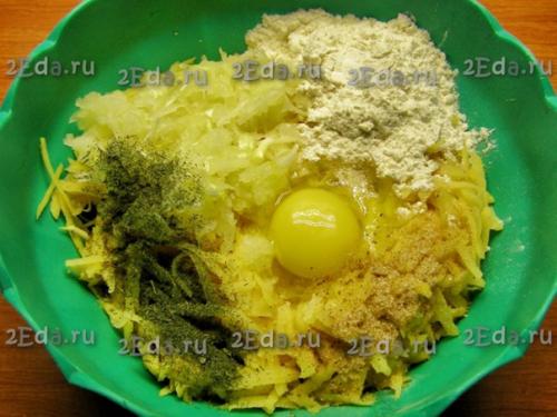 Рецепт драников из картофеля с луком. 03