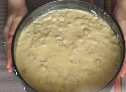 Заливной пирог с картофелем и сайрой. 05