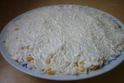 Салат с горбушей и сыром. 04 Салат с горбушей и сыром. 04