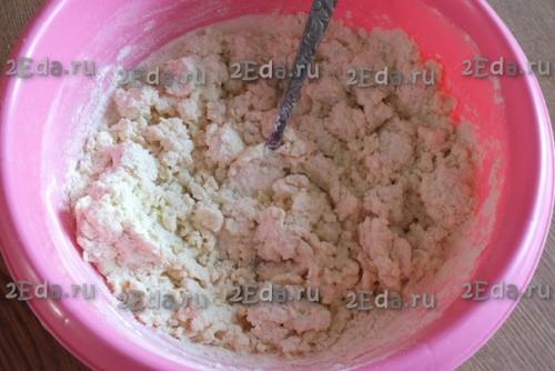 Творожные крендели.  Для занятых хозяек хочу предложить простой рецепт приготовления красивых и очень вкусных творожных кренделей. 02