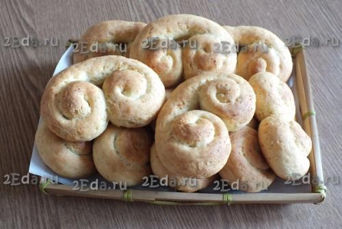 Творожные крендели.  Для занятых хозяек хочу предложить простой рецепт приготовления красивых и очень вкусных творожных кренделей. 07