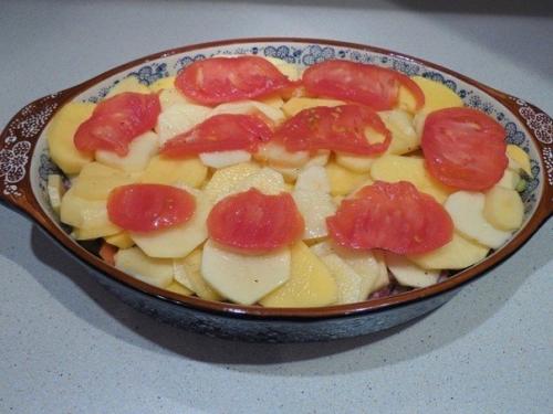 Картофель, запеченный с фаршем. 06