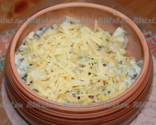 Жульен с курицей и грибами в сметанном соусе. 06