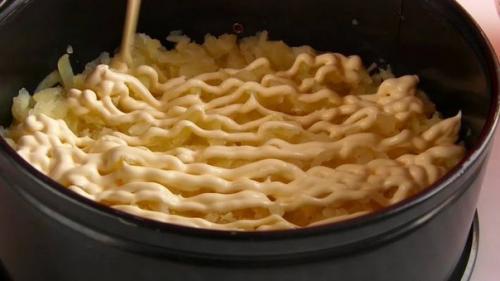 Нежная селедка под шубой с яйцом. 03