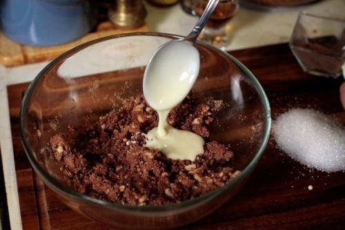 Пирожное картошка. Готовится за считанные минуты! 03