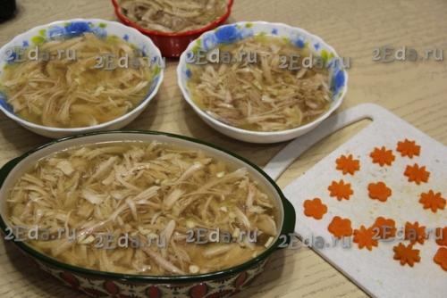 Холодец из курицы с желатином в мультиварке. 06
