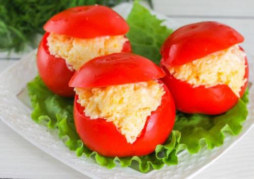 Закуска из помидоров Дед Мороз. 06 Закуска из помидоров Дед Мороз. 06