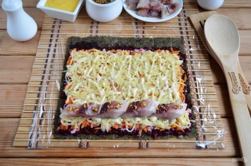 Селедка под шубой (роллы). 04