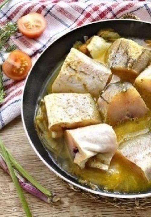 Минтай, тушеный в сметане. 03