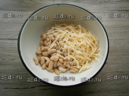 Салат с фасолью, курицей и корейской морковью. 02