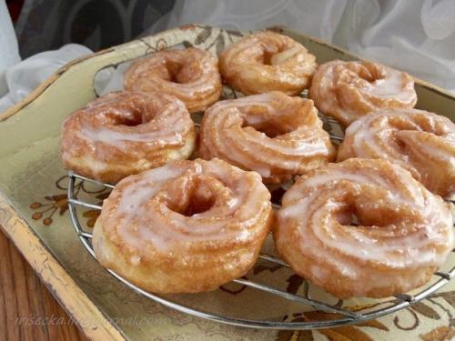 Заварные пончики. Мы предлагаем приготовить необыкновенно воздушные заварные пончики! 05