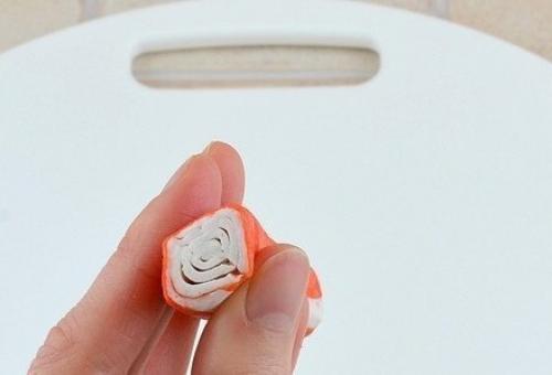 Фаршированные крабовые палочки. 05