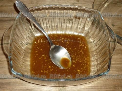 Свиные ребрышки в медово - соевом соусе. 04