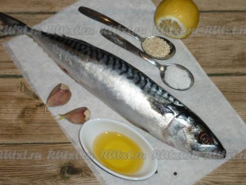 Скумбрия, запеченная в духовке с лимоном. 01