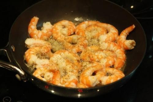 Паста с креветками в сливочном соусе. 03