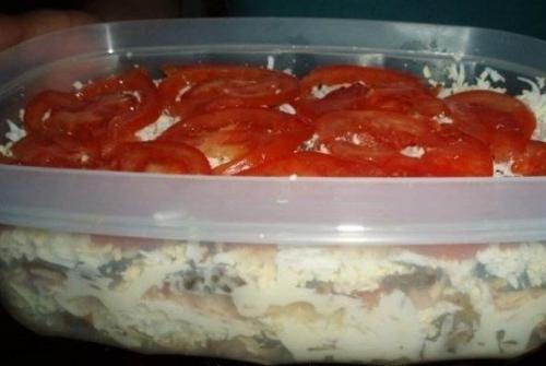 Салат Чикаго.  Недавно приобрела рецепт этого салата и решила попробовать.