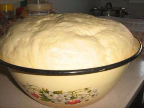 Пирожки с яблоками и вишней. Пирожки с яблоками и вишней.