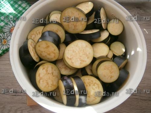 Острая закуска из баклажанов на зиму. 01