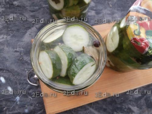 Резаные огурцы на зиму без стерилизации. 05