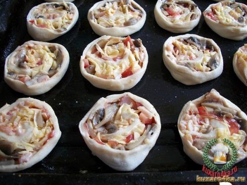 Пиццы Улитки.  Состав: 05