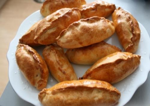 Ароматные пирожки.  Восхитительные домашние сладкие дрожжевые пирожки с яблоками, изюмом и корицей, перед запахом которых не устоит никто! 06 Ароматные пирожки.  Восхитительные домашние сладкие дрожжевые пирожки с яблоками, изюмом и корицей, перед запахом которых не устоит никто! 06