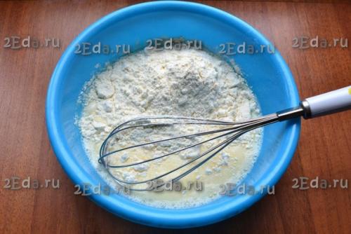 Наливной пирог с яблоками. 02