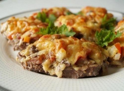 Мясо по-московски.  Ингредиенты: