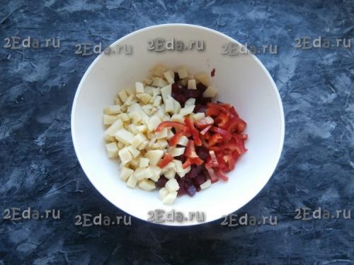 Винегрет с квашеной капустой и зелёным горошком. 02