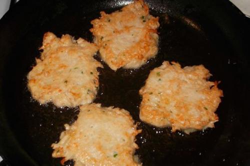 Картофельно - куриные оладьи. 08 Картофельно - куриные оладьи. 08