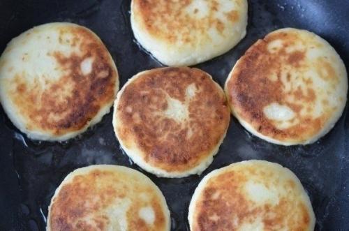 Идеальные сырники. Я долго экспериментировала, прежде чем у меня получились идеальные сырники. 06