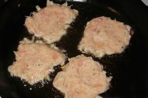 Картофельно - куриные оладьи. 07 Картофельно - куриные оладьи. 07