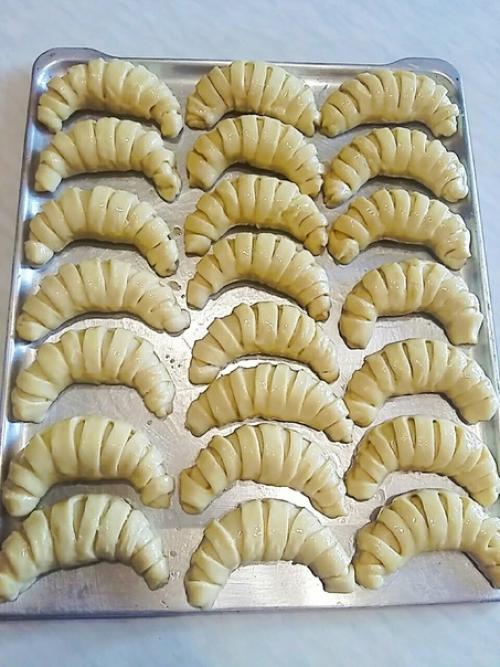 Рогалики с абрикосовым джемом. 03 Рогалики с абрикосовым джемом. 03