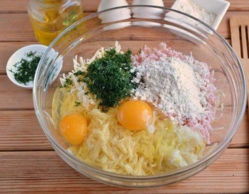 Дpahиkи C вetчиной с cырком. 03