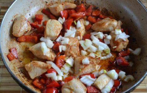 Рисовая лапша с курицей. 06 Рисовая лапша с курицей. 06