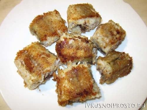 Минтай с луком и морковью. 02