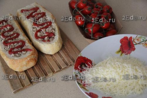 Фаршированный багет в духовке. 02 Фаршированный багет в духовке. 02