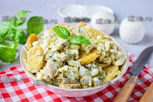 Салат с курицей, солёными огурцами и сыром. 05 Салат с курицей, солёными огурцами и сыром. 05