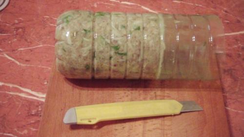 Куриный рулет или колбаса (в пластиковой бутылке). 02 Куриный рулет или колбаса (в пластиковой бутылке). 02