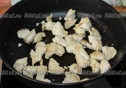 Жульен с курицей и грибами в сметанном соусе. 02