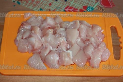 Жульен с курицей и грибами в сметанном соусе. 01