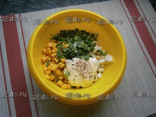 Салат из свежих огурцов с кукурузой и яйцами. 03 Салат из свежих огурцов с кукурузой и яйцами. 03