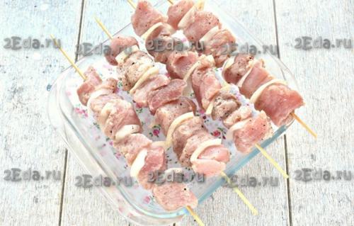 Шашлычки из свинины на шпажках в духовке. 03