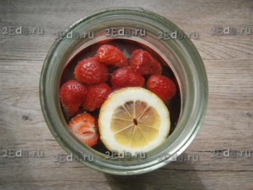 Компот из черешни и клубники на зиму. 03 Компот из черешни и клубники на зиму. 03