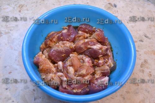 Свиные ребрышки с медом и соевым соусом в духовке. 05