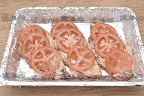 Стейки из свинины с помидорами и сыром в духовке. 05