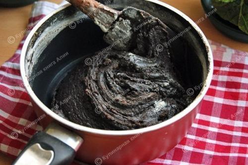 Торт Спартак. Торт Спартак - это медовик с заварным кремом и шоколадными медовыми коржами. 02 Торт Спартак. Торт Спартак - это медовик с заварным кремом и шоколадными медовыми коржами. 02