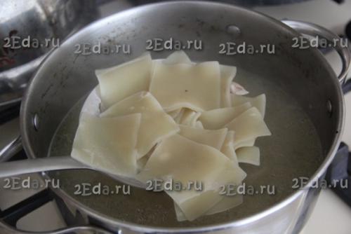 Бешбармак из курицы с готовой лапшой. 03 Бешбармак из курицы с готовой лапшой. 03