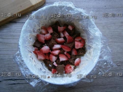 Торт Панчо с клубникой. 06 Торт Панчо с клубникой. 06