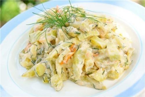 Кабачки в сметане.  Ингредиенты на 6 порций: