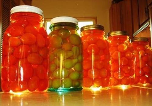 Помидоры в загадочном маринаде.